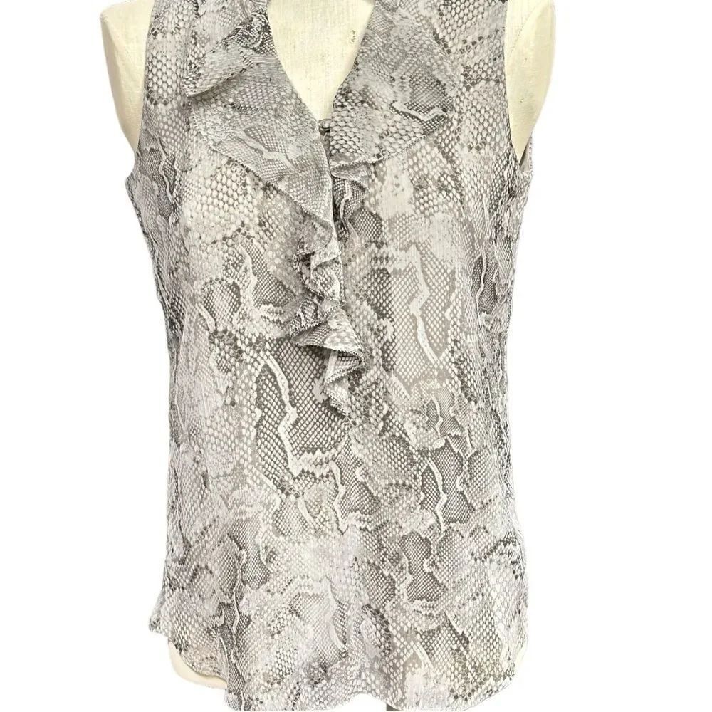 White House Black Market Snake Print Sleeveless Blouse Size 2 - Picture 9 of 12